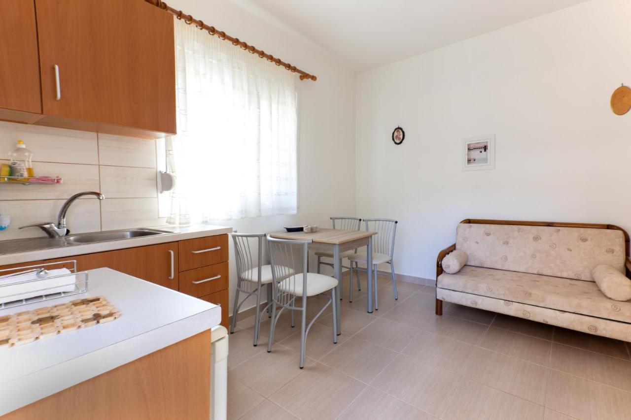 Nikki'S Family Apartments Sivota  Exterior photo